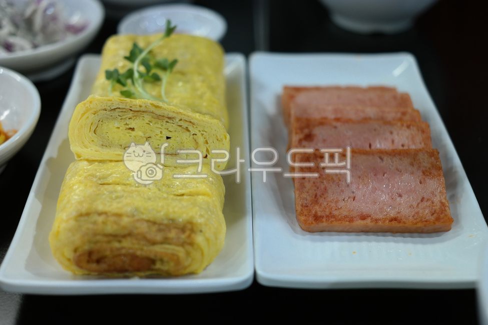 계란말이,햄,스팸,계란,달걀말이,구이,슬라이스,요리,음식,반찬,맛있는,굽다,식품,메뉴,오믈렛,식사