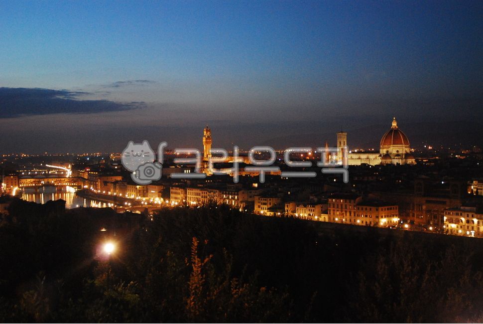 night view,Florence Duomo,Duomo,Florence,night,Italy,Arno river,Michelangelo hill,europe,firenze,italy