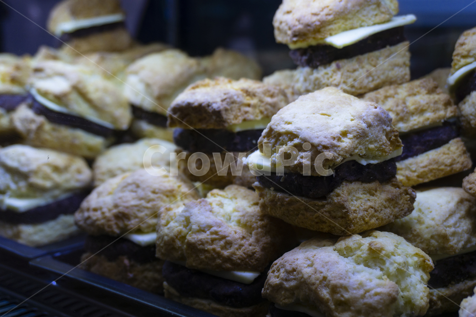 food,음식,빵,치즈,초코,bread,조명,디저트,dessert,단것,음식,식재료,요리,food,cook,meal,dishes,food reserves,디저트,간식,후식,dessert,snack
