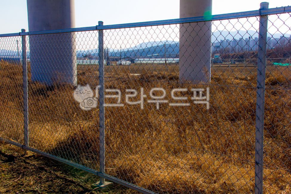 철망, 철창살, 철사, 철장, 철조망, 사진,이미지,일러스트,캘리그라피 - studio H작가