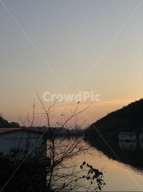 자연,outdoors,nature,옥외,저수지,강,일출,일몰,어둠,어두움,아포칼립스
