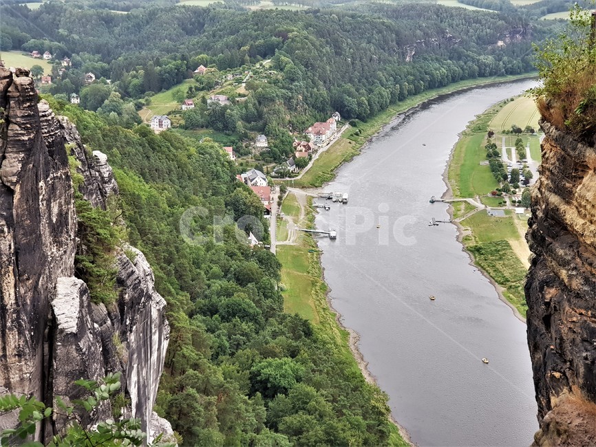 작센스위스,독일,체코,유럽,협곡,절벽,산,배경,강,국경,풍경,자연,saxonswitzerland,germany,czechrepublic,eorupe,gorge,cliff,mountain,background,river,nationalboundaries,scnery,nature,자연,풍경,nature,landscape,해외,외국,세계,foreign,oversea,world,세계자연풍경,해외자연풍경,외국자연풍경,world nature landscape,outdoors,옥외,경치,scenery,aerial view,조감도