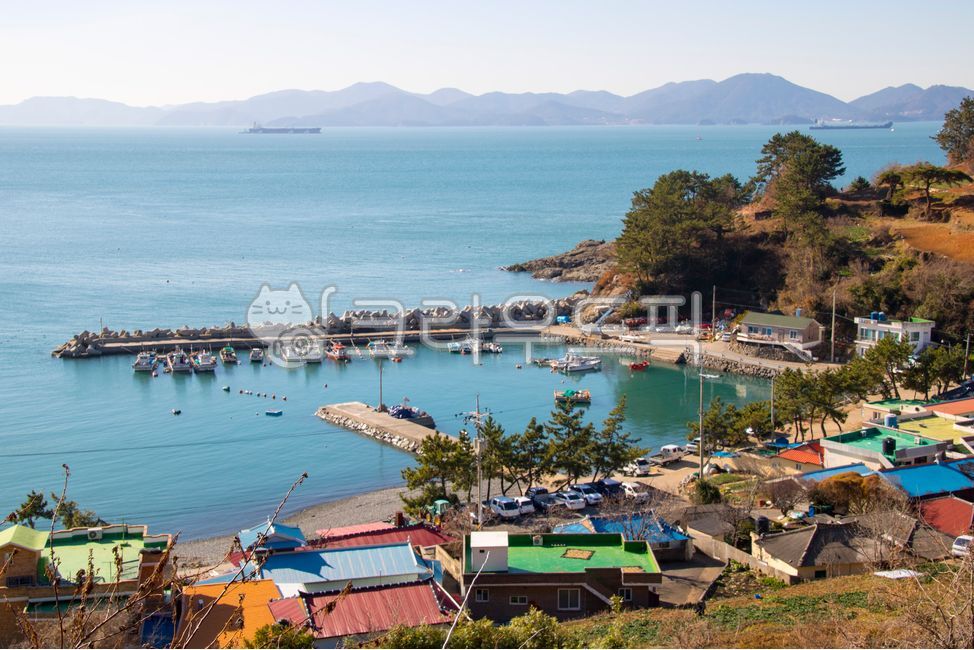 water,물,바다,항구,마을,집