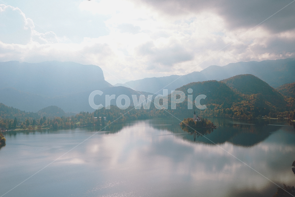 자연,호수,풍경,산,맑은,햇빛,nature,lake,mountain,sunshine,자연,풍경,nature,landscape,해외,외국,세계,foreign,oversea,world,세계자연풍경,해외자연풍경,외국자연풍경,world nature landscape,weather,날씨,outdoors,옥외