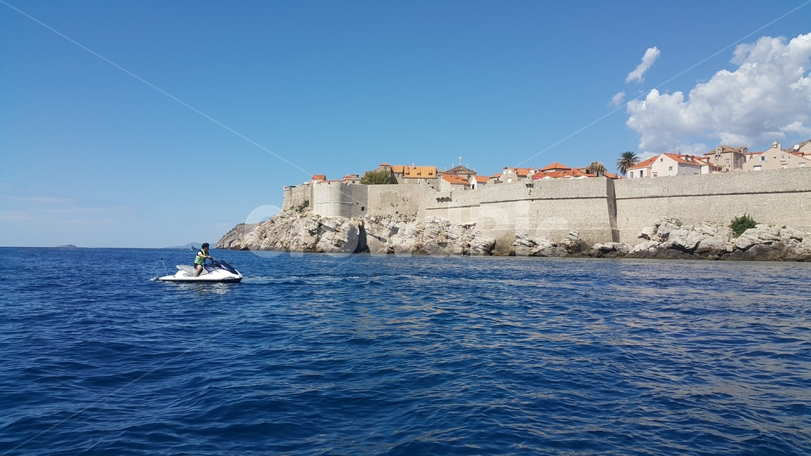 여행,크로아티아,두브로브니크,dubrovnik,croatia,여름,시원한,cool,제트스키,바다,성벽