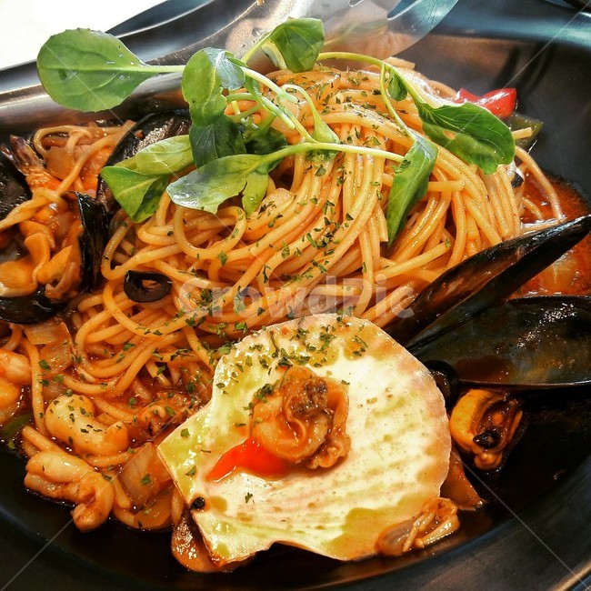 음식,근접,스파게티,파스타,음식점,음식,식재료,요리,food,cook,meal,dishes,food reserves,면류,면요리,noodles,양식,서양음식,서양요리,western food,western dishes,western meal,western cook