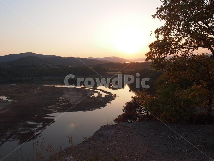 낙조,노을,강,강변마을,경치,자연,풍경,nature,landscape,outdoors,옥외