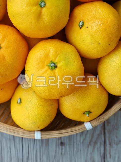 mandarin,citrus fruits,tangerine,jejutangerine,Jeju Island Specialties,fruit,yellow,food,tangerines,citrusfruit,jejuislandspecialties,background,Jeju tangerines