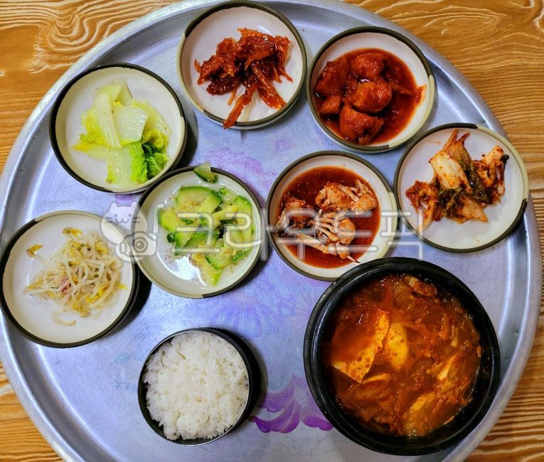 김치찌개,찌개,백반,정식,식사,실비식당,김치찌개백반,찌개백반