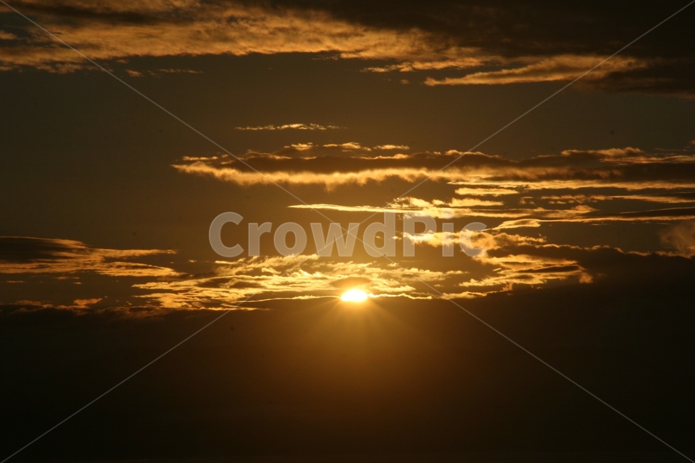 노을,바다,선셋,해변,구름,햇빛,비치,하늘,붉은색,빨강,sky,sunset,red,수평선,자연,풍경,nature,landscape,light,빛,flare,플레어,sunlight,outdoors,옥외
