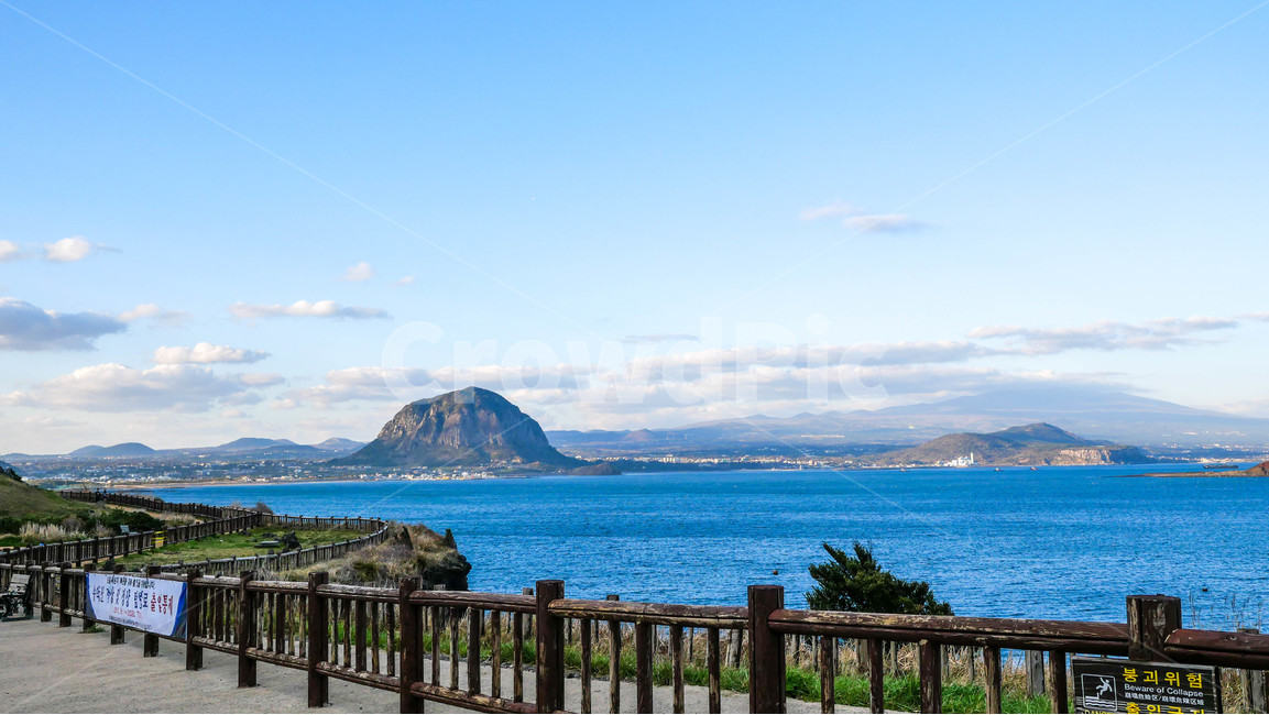 산방산,제주도,구름,송악산,제주바다,모슬포,자연,풍경,nature,landscape,한국자연풍경,한국자연경관,korea nature landscape,land,땅,outdoors,옥외,ocean,대양,sea,바다,water,물,shoreline,해안선