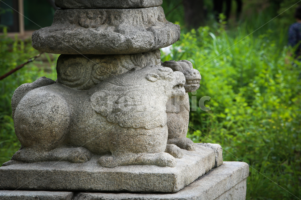 석등,조각,문양,돌,야외,조경,문화,한국전통,한국문화,korean traditional,korean culture,조각상,동상,석상,조형물,statue,bronze statue,stone statue