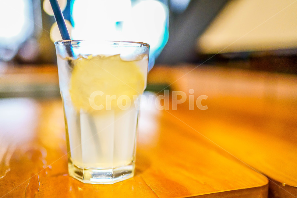 레몬,레몬에이드,음료,유리잔,빨대,카페,얼음,음료수,drink,beverage,감성,sensible,feeling