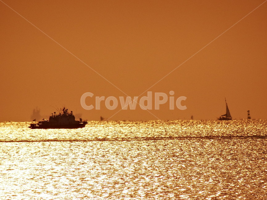 일출,여명,해양경찰,해상경비,바다,coastguard,sunrising,sea,horizon,수평선,ship,yacht,배,선박,요트,경비정,야외,물,outdoor,background,배경,풍경,landscape,자연,풍경,nature,landscape,vehicle,차량,watercraft,transportation,교통,boat,보트