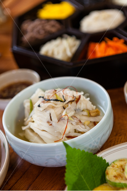물김치,한국전통,김치,한식,건강한,야채,다이어트,맛있는,전통적인,요리,음식,식재료,요리,food,cook,meal,dishes,food reserves,한식,한국음식,한국요리,korean food,korean dishes,korean meal,korean cook