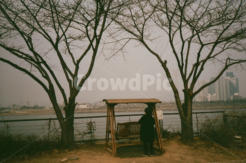 한강,강,hanriver,뒷모습,사람,human,인간,person,물,water,겨울,winter,river,필름,film,필름사진