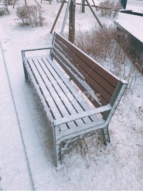 벤치,의자,공원,눈,snow,empty,furniture,가구,park,bench,외로움,겨울,winter,white