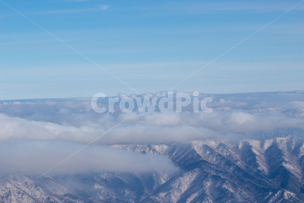 뭉게구름,mountainrange,nature,옥외,outdoors,mountain,안개,구름,햇빛,산,자연,설산,설원,겨울,높음,하늘,장관,무주군,덕유산,겨울풍경,산그리메,전북,산맥,설경,겨울,계절,winter,season,자연,풍경,nature,landscape