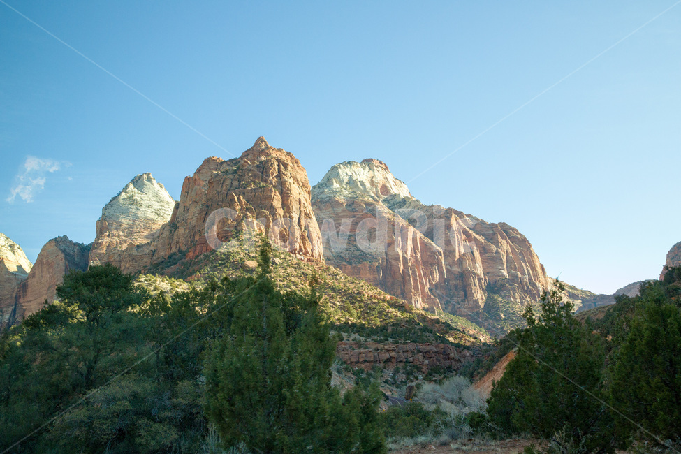 zioncanyon,national,utah,plateau,erosion,sandstone,scenery,arid,beautiful,blue,canyon,cliff,desert,geology,hiking,hill,landscape,mountain,natural,nature,nevadadesert,outdoor,park,red,rock,sand,scenic,sky,stone,summer,tourism,usa,valley,view,미국,아메리카,유타,사막,황량,자이언캐년