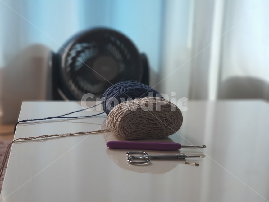 털실,뜨개질,코바늘,힐링,안락함,오후,거실,cozy,털뭉치,homedecor