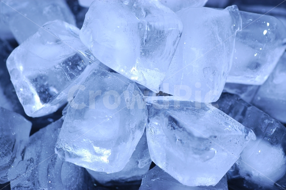 	얼음,아이스,ice,시원함,여름,물,컵,각얼음,차가움,추움,여름,계절,summer,season,음료수,drink,beverage,nature,자연,outdoors,옥외,빙