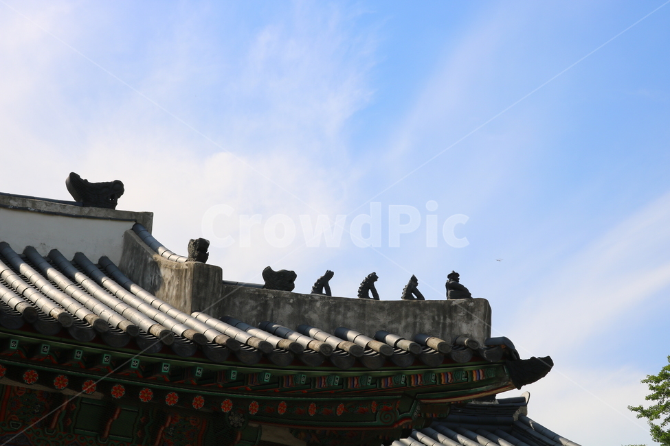 경복궁,고궁,기와지붕,광화문,옛날집,서울,어처구니,한국전통,한국문화,korean traditional,korean culture,랜드마크,landmark,tourist attraction,한국랜드마크,한국관광지,한국명소,korea landmark,korea tourist attraction,건축물,건물외관,exterior,building,structure,architecture,construction