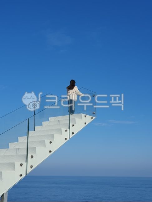 난간,계단,하늘,성장,상승,희망
