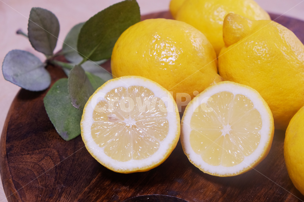 레몬,과일,식품,신선,음식,노랑,상큼,새콤,열매,lemon,fruit,fresh,food,yellow,bunch,sour,berries,음식,식재료,요리,food,cook,meal,dishes,food reserves,과일,열매,fruit