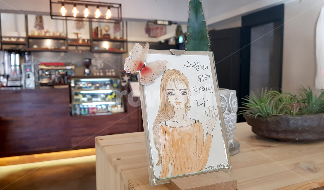 여자그림,일러스트,여자일러스트,그림,미술