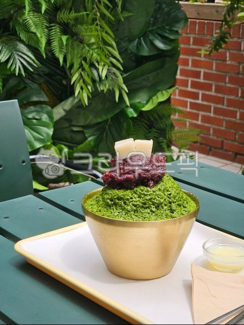 Bingsu,green tea bingsu,matcha bingsu,milk bingsu,snowflake bingsu,red bean bingsu