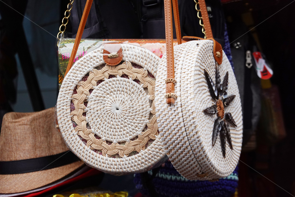 handbag,핸드백,accessory,부속물,accessories,부속품,bag,가방,라탄백