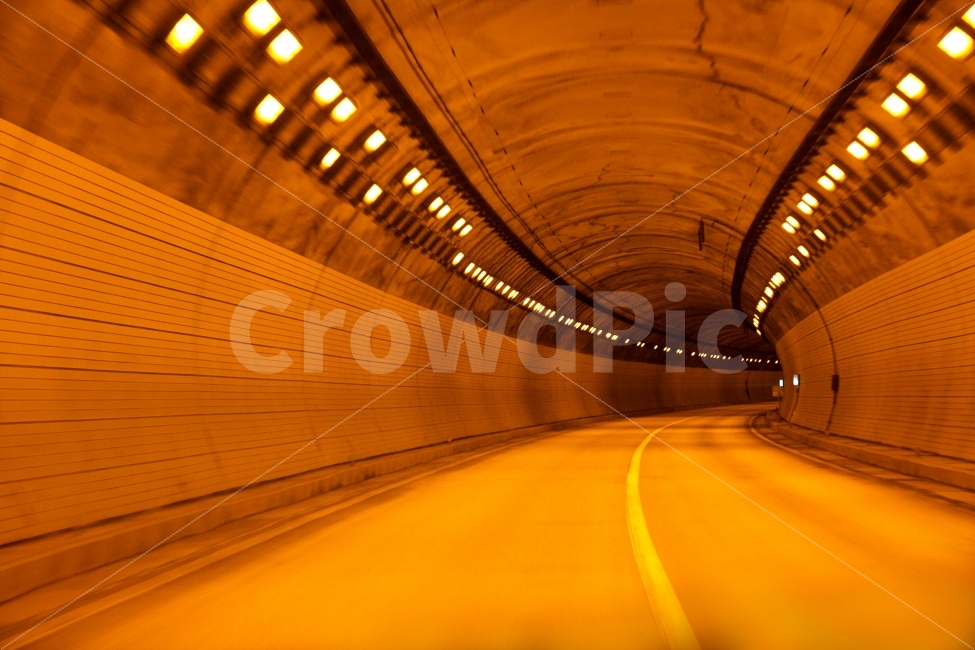 터널,도로,길,질주,고속도로,교통,교통수단,traffic,transportation,tunnel