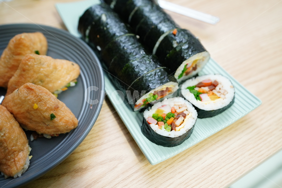 한식,김밥,유부초밥,음식,먹방,먹거리,요리,간식,분식,식사,푸드,집밥,food,음식,식재료,요리,food,cook,meal,dishes,food reserves,한식,한국음식,한국요리,korean food,korean dishes,korean meal,korean cook