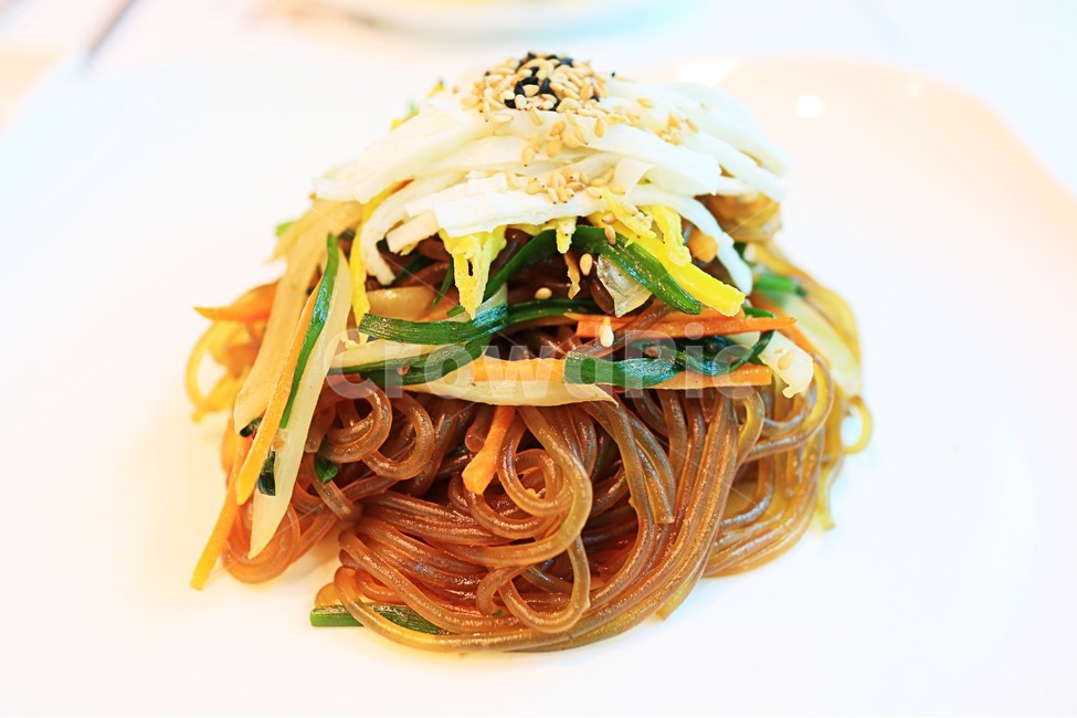 잡채,전통음식,당면,한식,고명,음식,식재료,요리,food,cook,meal,dishes,food reserves,면류,면요리,noodles,한식,한국음식,한국요리,korean food,korean dishes,korean meal,korean cook