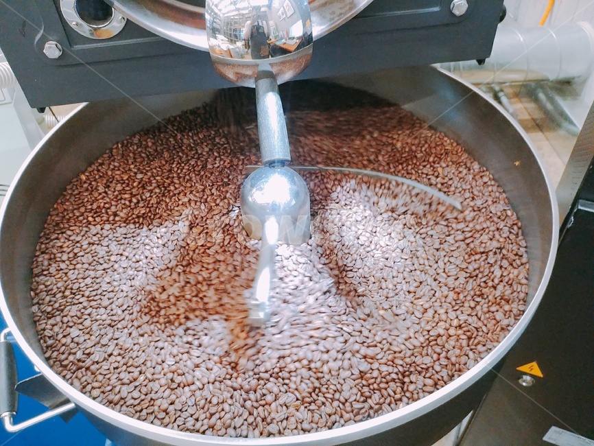 로스팅,기센,원두,생두,로스터기,작업중,커피,카페,coffee,cafe
