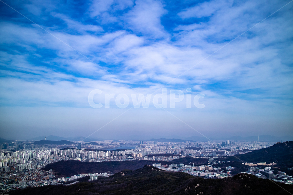 서울,전망,산정상,관악산,전경,하늘,파란하늘,구름,흰구름,날씨,건물,빌딩,도시,산봉우리,관악구,호암산,맑은날씨,도시풍경,풍경,회색건물,흰색,검정색,나무,숲,마을,스카이,한국도시풍경,한국도시경관,경관,정상,city,blue,bluesky,seoul,landscape,자연,nature,tree,village,building,도시,풍경,city,landscape,한국도시풍경,한국도시경관,korea cityscape,경치,outdoors,옥외,scenery,aerial view,조감도