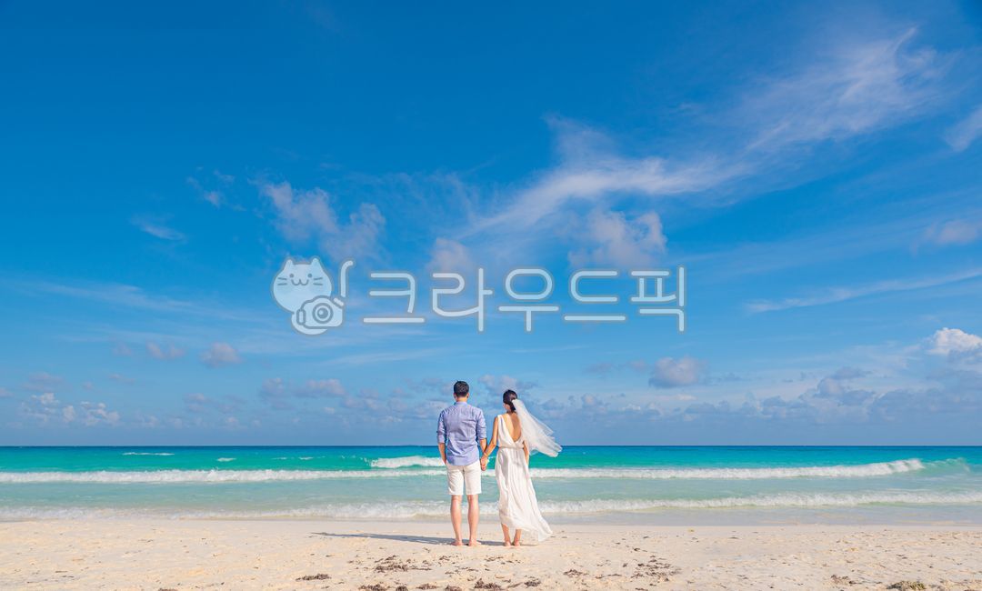 신혼부부,칸쿤,커플,웨딩,바다,면사포