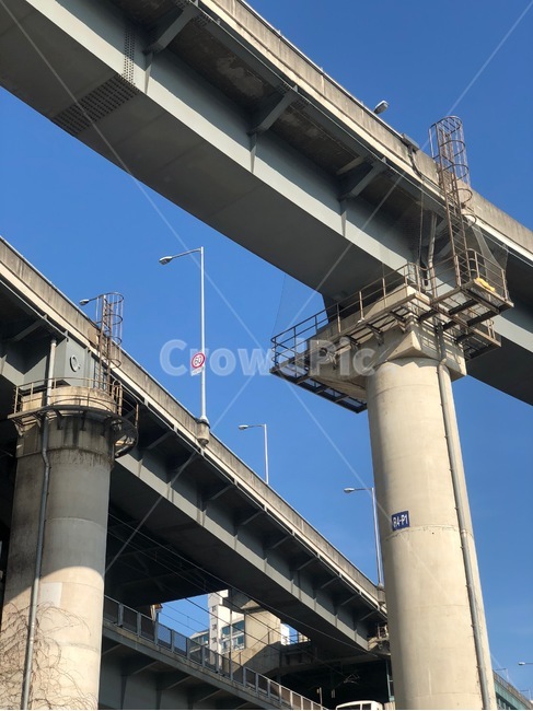 교량,자동차,하늘,다리,서울,한강,건축물,건물외관,exterior,building,structure,architecture,construction