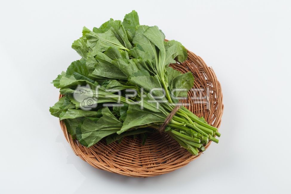 Mallow cuisine,fall cuisine,mallow,plant,Korean,Soybean paste mallow soup,bowl,vegetable