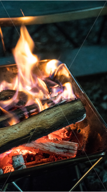화로,장작,캠프파이어,숯불,불멍,캠핑,캠프,campfire,fire,감성캠핑,낭만,따뜻함,감성,여행,휴가,traveling,vacation,trip