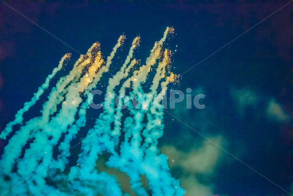 폭죽,불꽃놀이,밤하늘,연기,불꽃,야경,밤,풍경,nightscape,night,landscape,축제,행사,festival,carnival,event,색깔,색상,색채,색감,color sense,color sensitivity,feeling of color