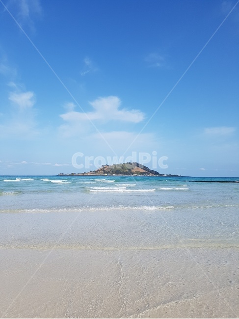 해변,제주도,바다,파도,구름,자연,파란하늘,여름바다,파도소리
