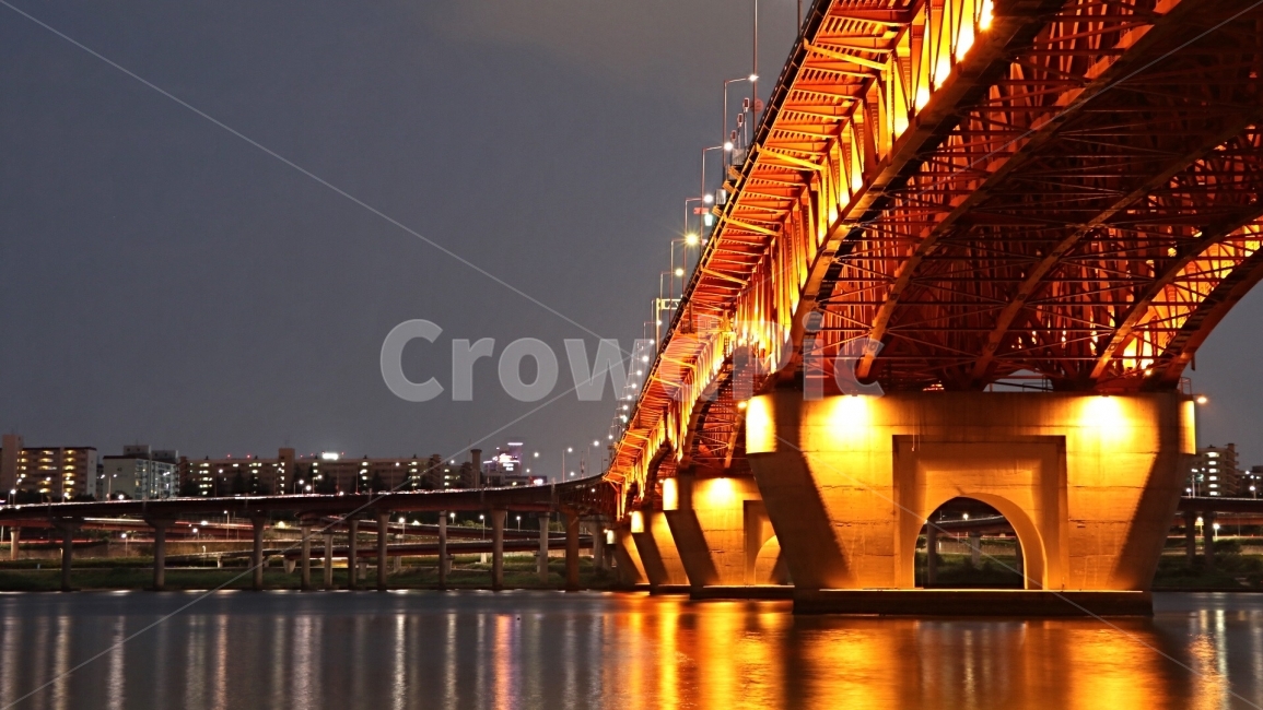 성수대교,다리,bridge,한강,야경,철교,교각,야경,밤,풍경,nightscape,night,landscape,도시,city,한국도시풍경,한국도시경관,korea cityscape,건축물,건물외관,exterior,building,structure,architecture,construction