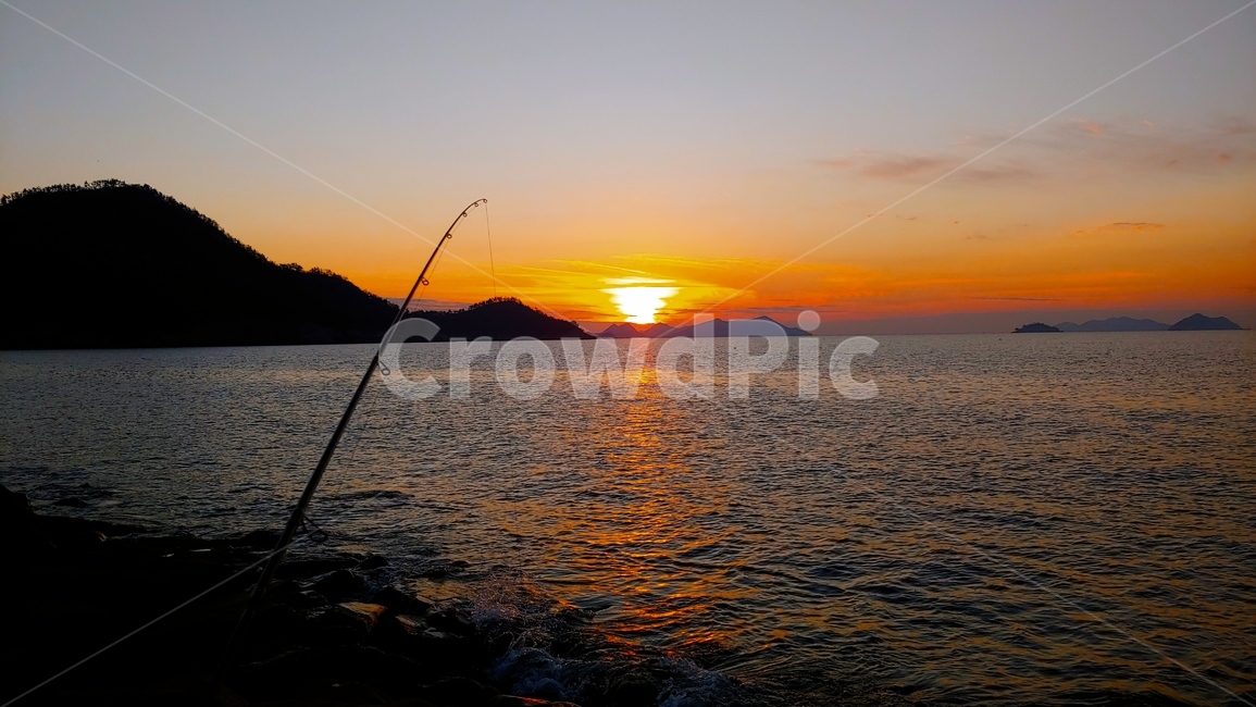 노을,낚시,바다,파도,노인,여유,붉은,노랑,자연,풍경,nature,landscape