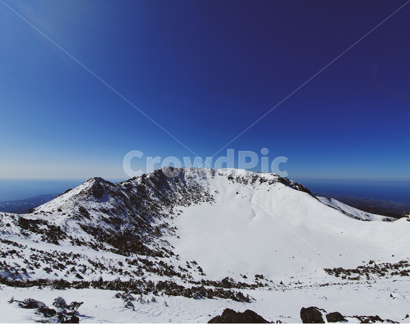 한라산,백록담,mountain,산,mountainrange,산맥,ice,nature,자연,눈,snow,outdoors,옥외,겨울,계절,winter,season