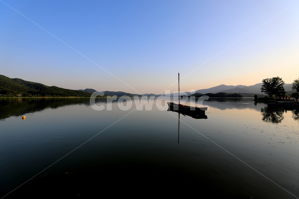 풍경,석양,강,호수,자연,자연,풍경,nature,landscape,한국자연풍경,한국자연경관,korea nature landscape,vehicle,차량,transportation,교통,watercraft,선박,water,물