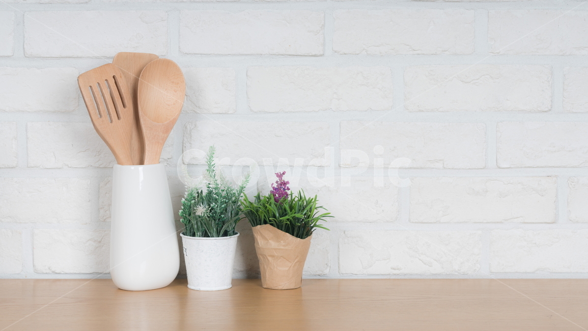 인테리어,식사,조리,룸,웰빙,테이블,흰색,가구,벽,장식,녹색,디자인,우드,집,빈,유리,주걱,도자기,화이트,벽돌,원목,나무,도마,맛,건강,친환경,그린,유기농,부엌,순수,주방,요리,interior,room,table,white,furniture,wall,home,plant,nobody,decoration,green,design,pot,wood,house,floor,flower,empty,glass,vintage,object,인테리어,실내디자인,interior design