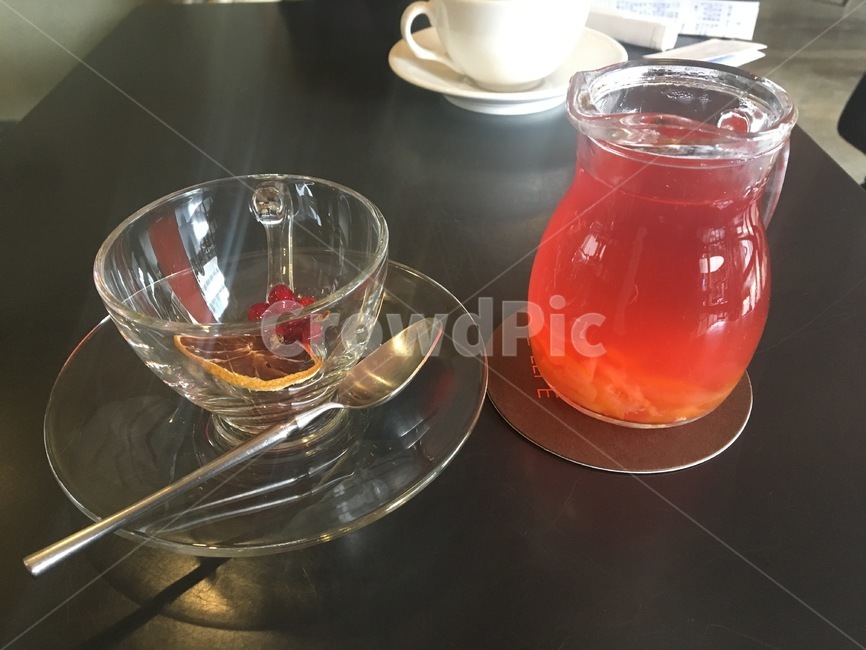 saucer,받침접시,pottery,도기류,홍차,음료수,drink,beverage
