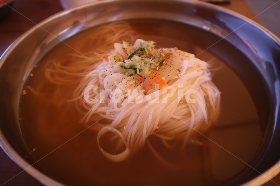 잔치국수,멸치국수,국수,음식,noodles,food,음식,식재료,요리,food,cook,meal,dishes,food reserves,면류,면요리,noodles,한식,한국음식,한국요리,korean food,korean dishes,korean meal,korean cook