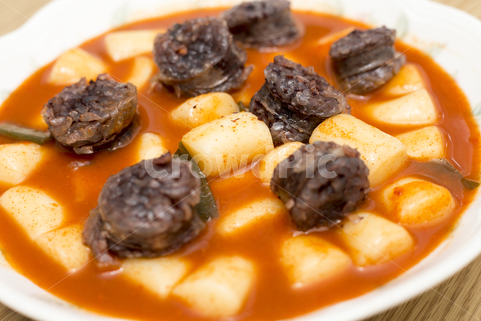 떡볶이,순대,간식,음식,푸드,food,매운음식,stirfriedricecake,떡복이,tteokbokki,분식,dishes,야식,떡순이,음식,식재료,요리,food,cook,meal,dishes,food reserves,한식,한국음식,한국요리,korean food,korean dishes,korean meal,korean cook